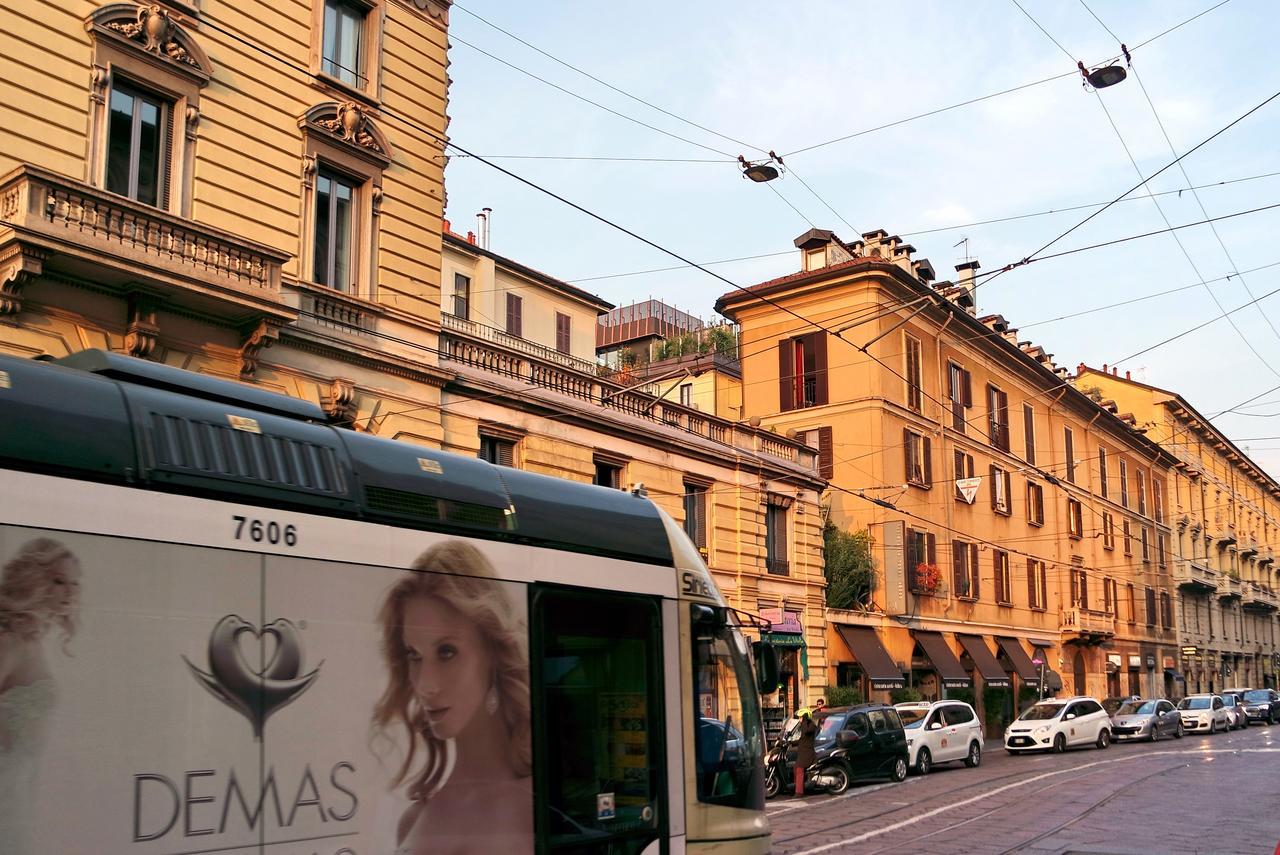 Bnbutler - Col Di Lana - Navigli Apartment - Darsena Милан Экстерьер фото