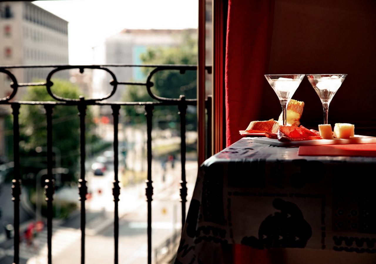 Bnbutler - Col Di Lana - Navigli Apartment - Darsena Милан Экстерьер фото