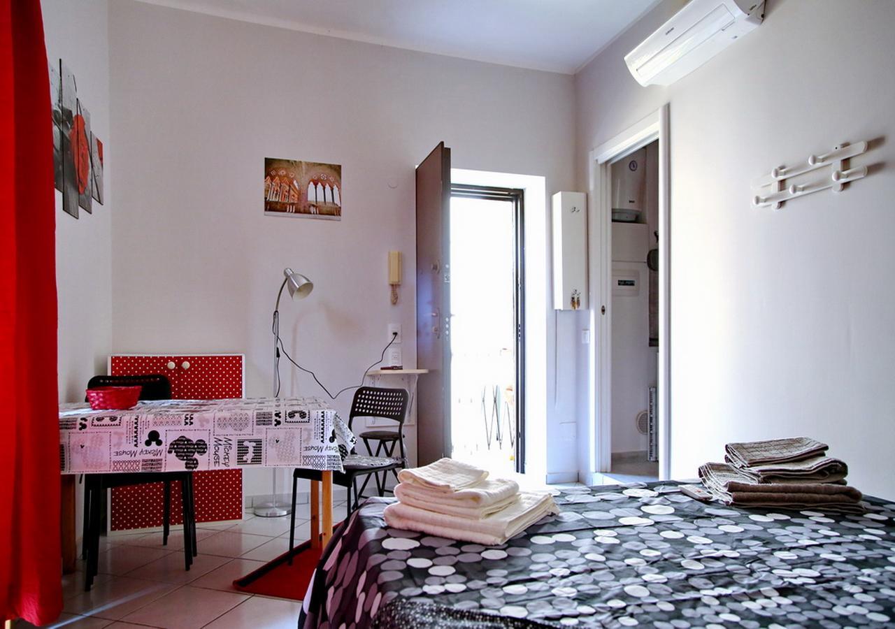 Bnbutler - Col Di Lana - Navigli Apartment - Darsena Милан Экстерьер фото